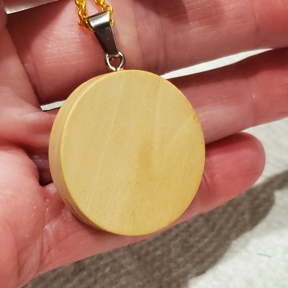 Dried Flower Boho Necklace Resin Disk Pendant Handmade New 18 inch chain NWOT - Picture 11 of 11